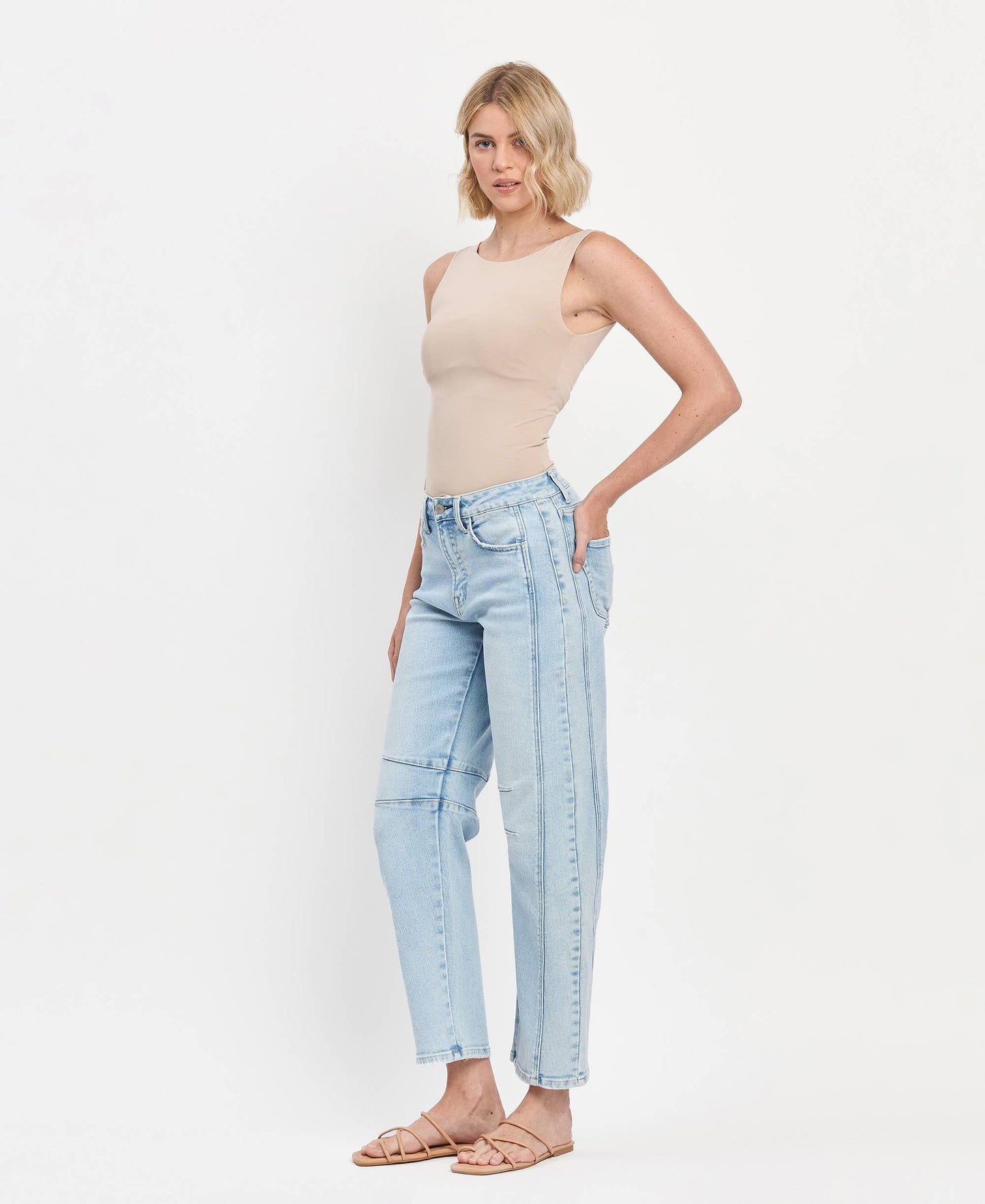 High Rise Light Wash Barrel Leg Jeans F5768LT