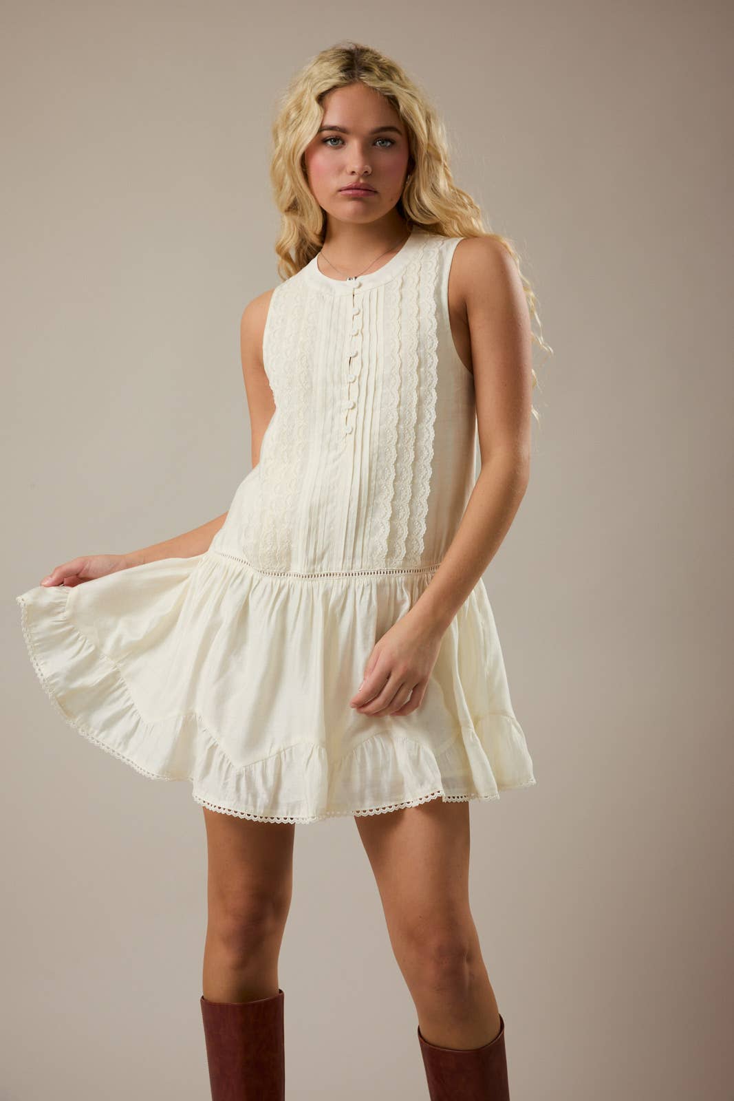 LE LIS |  Front Pintuck and Lace Detailed Dress