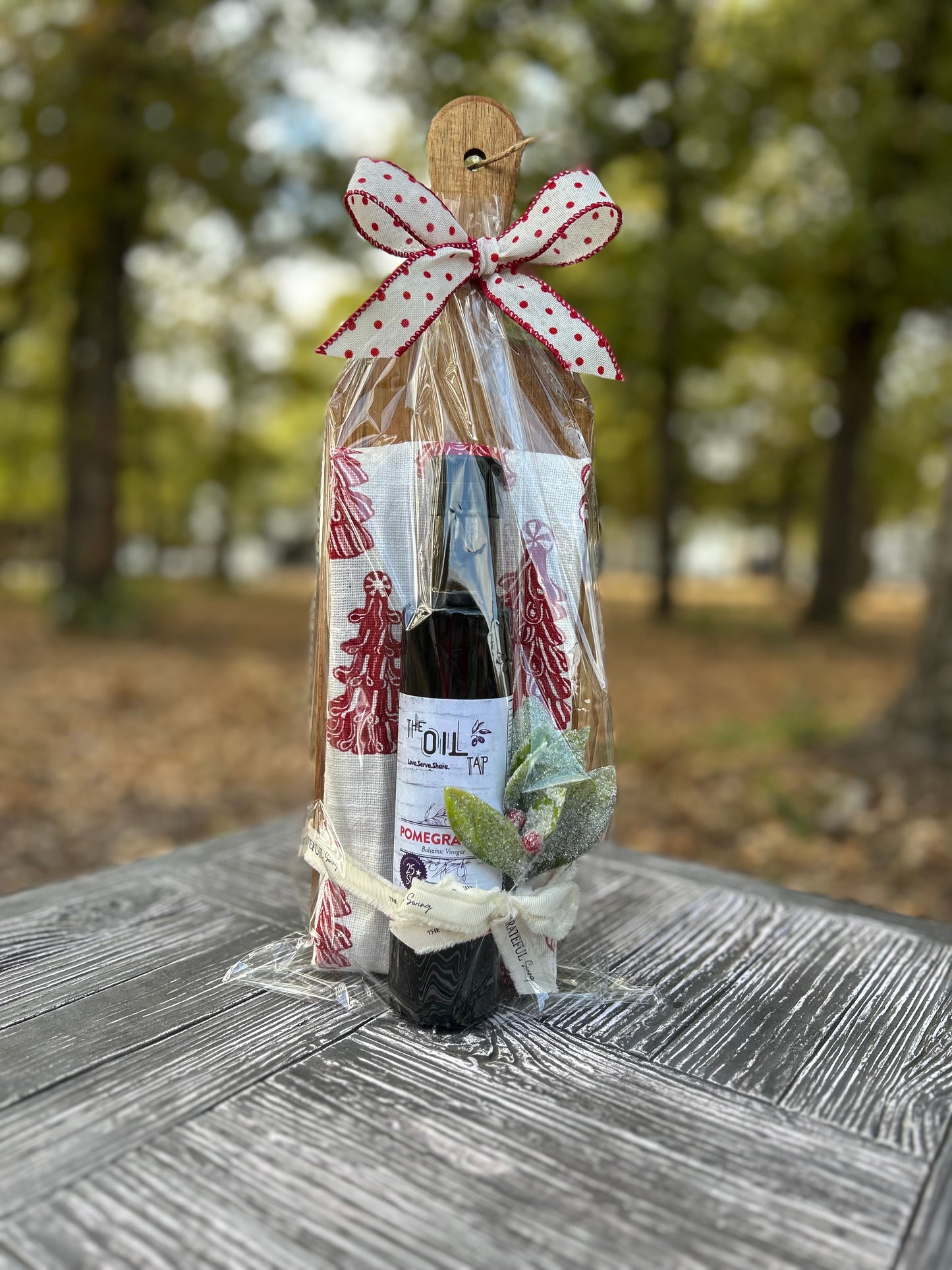 The Oil Tap Gift Set- Christmas - Pomegranate Balsamic Vinegar