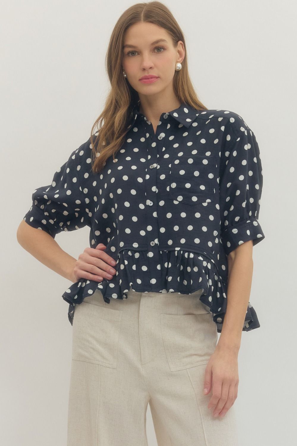 entro | Polka Dot Short Sleeve Ruffle Hem Top