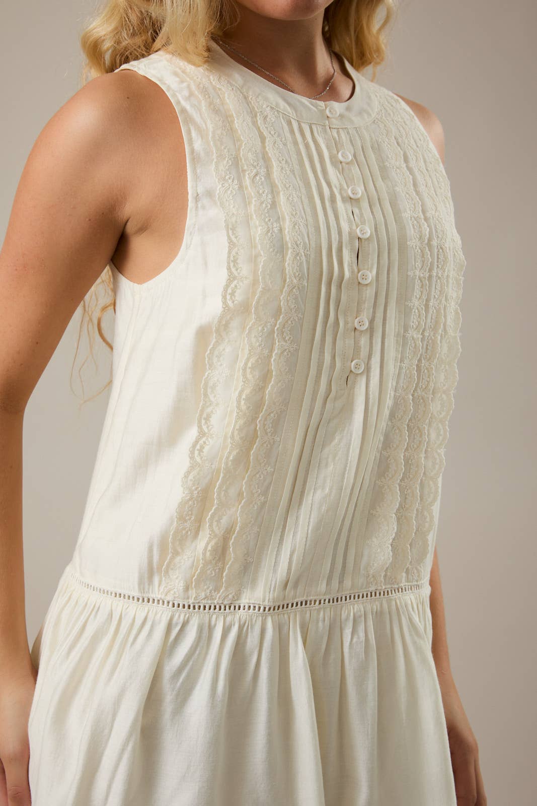 LE LIS |  Front Pintuck and Lace Detailed Dress