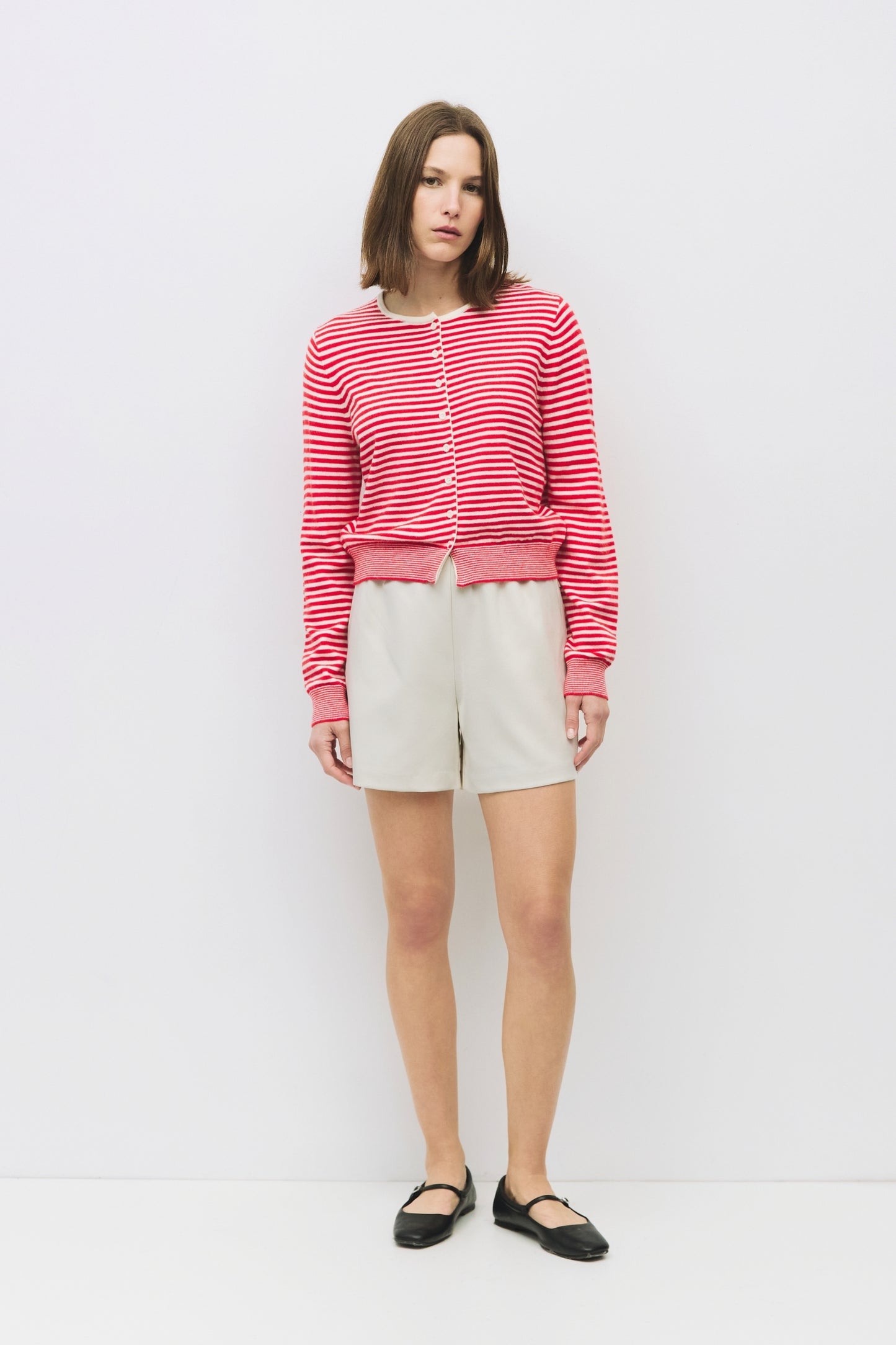 all:row | The Montana Cardigan Red/White